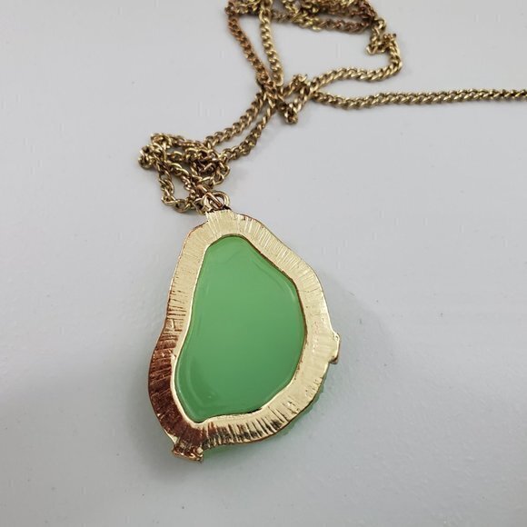 Geode Necklace Green Gold Tone Chain Rock Crystal - Picture 6 of 8